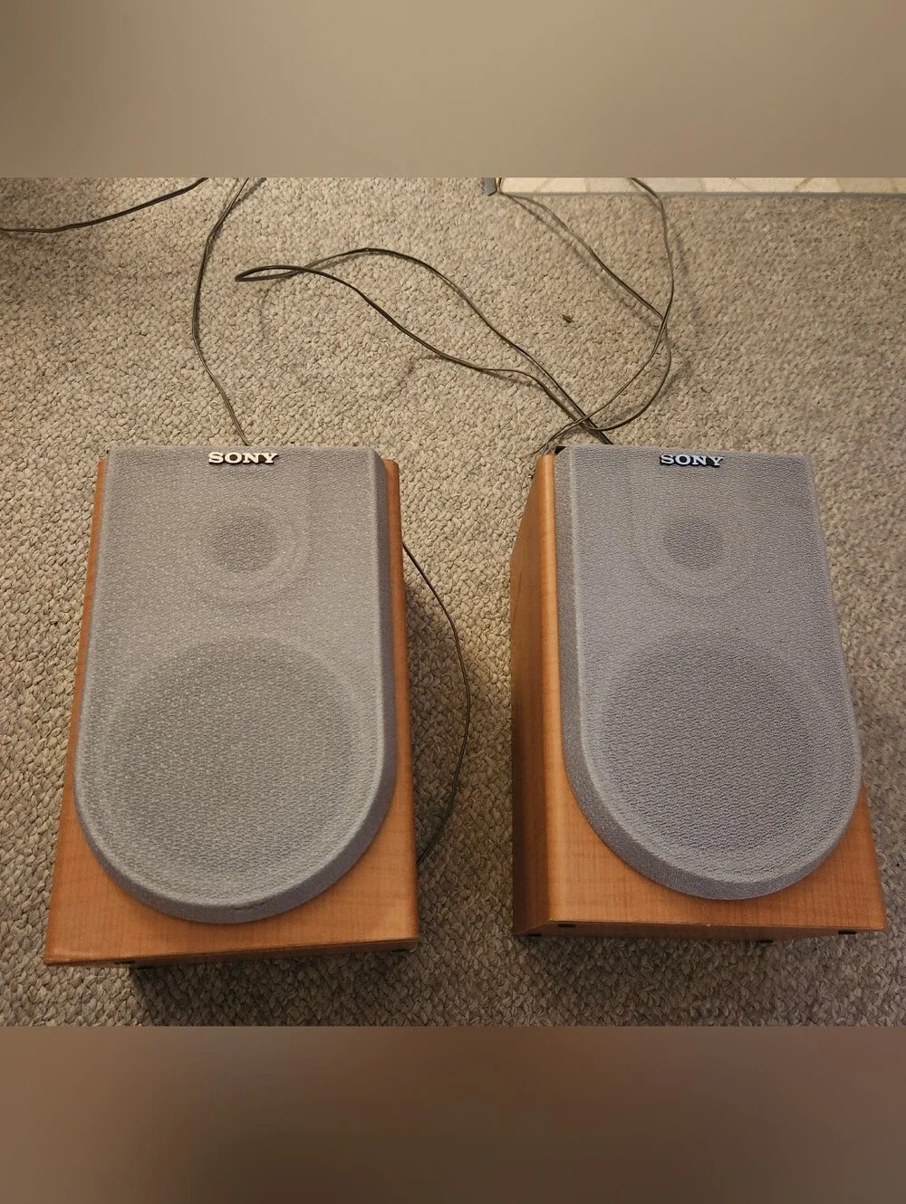 2 Sony Light Brown Wooden Bookshelf Speakers with Gray Grilles